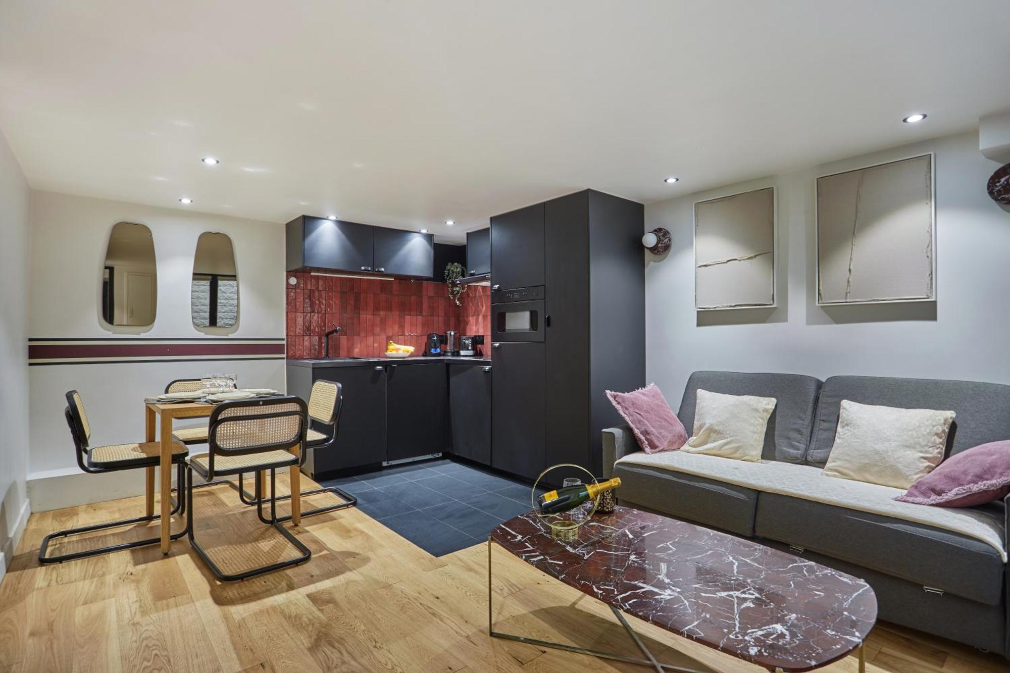 Apartment St Honore By Studio Prestige Parijs Buitenkant foto